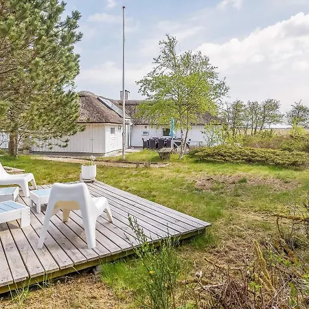 펜션 10 Person In Fjerritslev-by Traum 피에리트슬레브