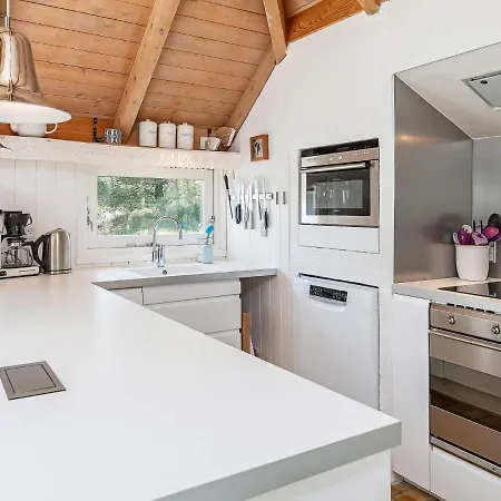 10 Person In Fjerritslev-by Traum *