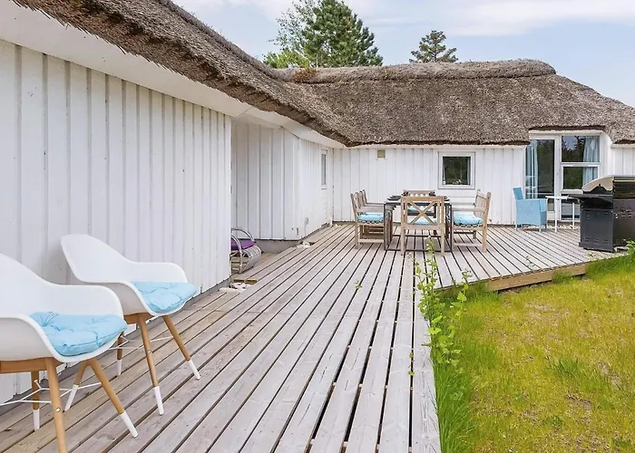 Casa de Férias 10 Person In Fjerritslev-by Traum